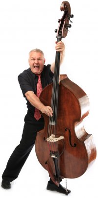 Christian Steiner, Kontrabass, E-Bass, Coverband, Hochzeitsband, Tanzband, Tanzmusik, Maturaball, Lounge Musik, Voices And Music