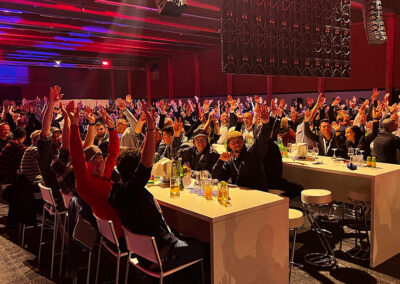 viele Besucher, Gäste bei Firmenevent, Messe Wels, REXEL expo,